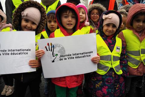 enfants qui sourient