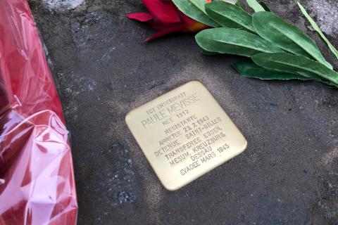 Pavé de mémoire posé en 2018 au Lycée Émile Jacqmain